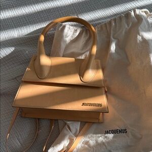 Jacquemus Camel Medium Bag
